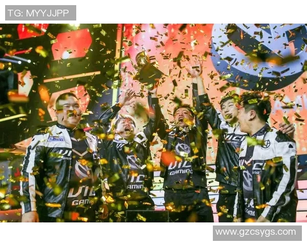 BLG逆风翻盘的荣耀之路:世界冠军杯背后的奋斗与坚持 BLG逆风翻盘的荣耀之路:世界冠军杯背后的奋斗与坚持