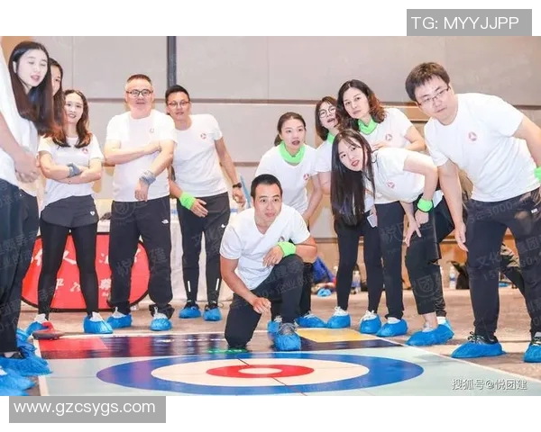 重庆排球队的团队协作之道：凝聚力与默契的完美结合