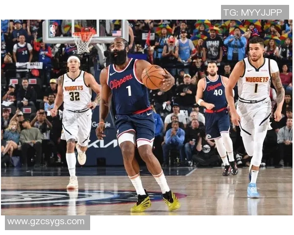 快船与掘金系列赛精彩对决揭示季后赛新格局与球队未来发展潜力