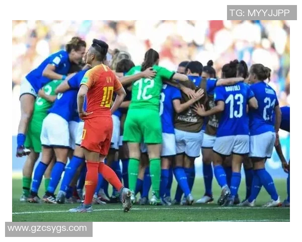 红星队与霍芬海姆的激烈对决展现足球魅力与团队精神的巅峰时刻