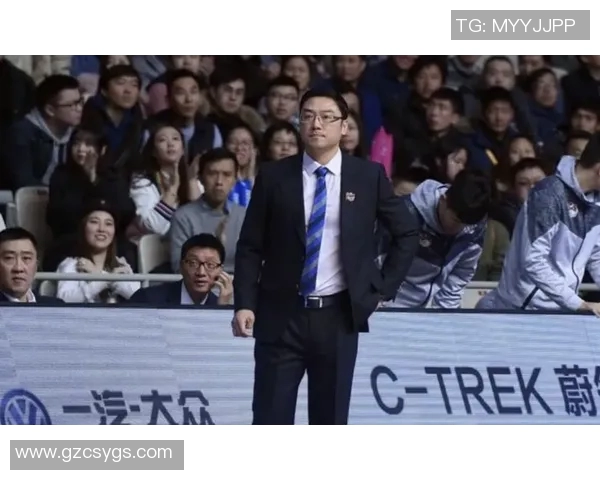 新疆队与青岛队激战正酣比赛结果引发球迷热议与期待