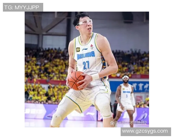 周琦在国际篮球舞台上的崛起与挑战,展现中国篮球的新希望与未来发展方向