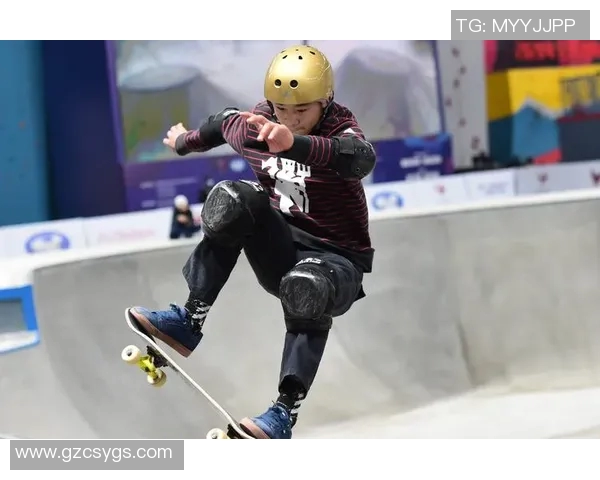 南京滑板精英赛点评：极限运动队默契配合展现团队实力与风采