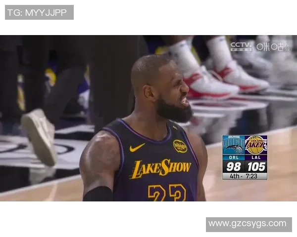 湖人对阵魔术比赛中詹姆斯精彩得分表现引发热议
