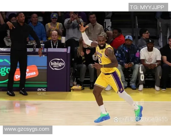 篮球明星Taco的传奇之路：从街头球场到NBA的辉煌历程与影响